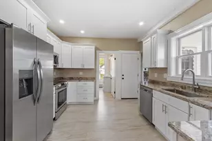 73 Cherry St, Gardner, MA 01440 - Photo 3