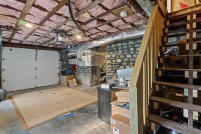 7 Darrow St, Worcester, MA 01606 - Photo 33