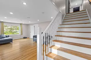 7 Darrow St, Worcester, MA 01606 - Photo 11