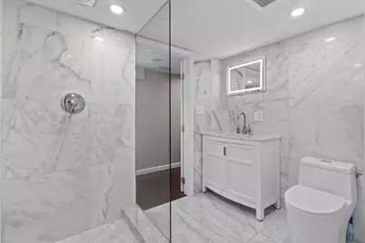 7 Darrow St, Worcester, MA 01606 - Photo 31