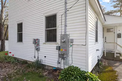 7 Darrow St, Worcester, MA 01606 - Photo 39