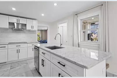 7 Darrow St, Worcester, MA 01606 - Photo 15