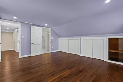 7 Darrow St, Worcester, MA 01606 - Photo 27