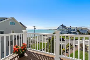 141 Grovers Ave, Winthrop, MA 02152 - Photo 17