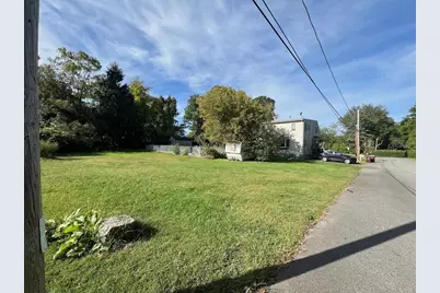 15 Hiram St, Acushnet, MA 02743 - Photo 23