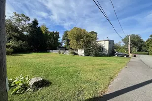 15 Hiram St, Acushnet, MA 02743 - Photo 23