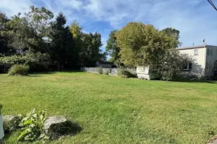 15 Hiram St, Acushnet, MA 02743 - Photo 5