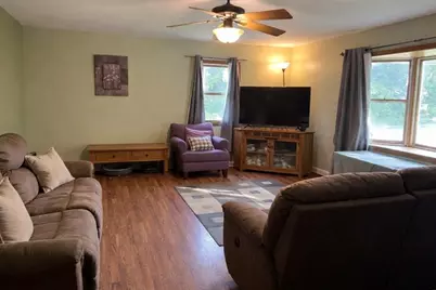 15 Hiram St, Acushnet, MA 02743 - Photo 9