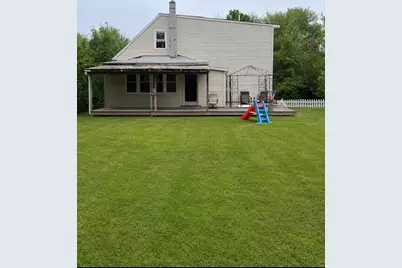 15 Hiram St, Acushnet, MA 02743 - Photo 5