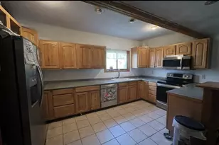 15 Hiram St, Acushnet, MA 02743 - Photo 7