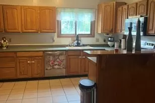 15 Hiram St, Acushnet, MA 02743 - Photo 7