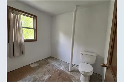 15 Hiram St, Acushnet, MA 02743 - Photo 19