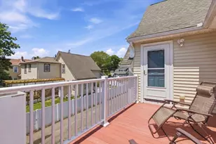 107 Plain St, Braintree, MA 02184 - Photo 23