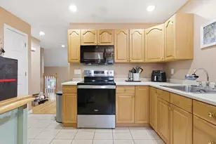 107 Plain St, Braintree, MA 02184 - Photo 11