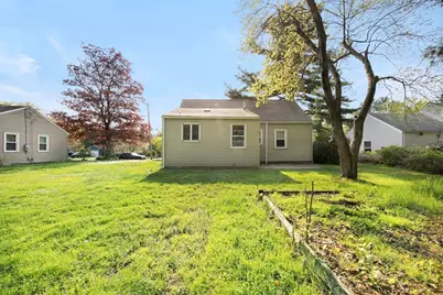 14 Hillside Avenue, South Hadley, MA 01075 - Photo 11
