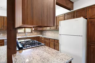 14 Hillside Ave, South Hadley, MA 01075 - Photo 19