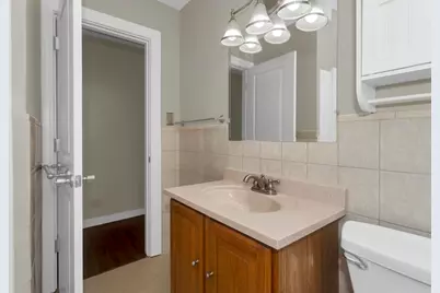 582 Broadway St, Chicopee, MA 01020 - Photo 15