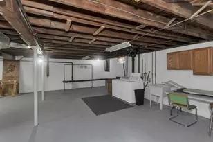 582 Broadway St, Chicopee, MA 01020 - Photo 27
