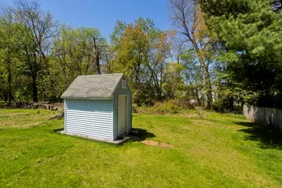 582 Broadway St, Chicopee, MA 01020 - Photo 29
