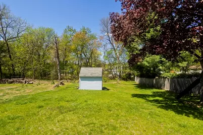 582 Broadway St, Chicopee, MA 01020 - Photo 31
