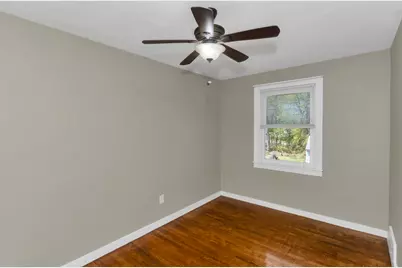 582 Broadway St, Chicopee, MA 01020 - Photo 25