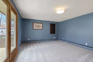 103 Wenham St, Danvers, MA 01923 - Photo 7