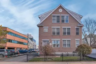 287 Everett St, Boston, MA 02134 - Photo 1