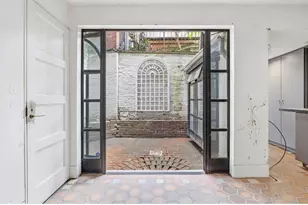 11 West Cedar, Boston, MA 02108 - Photo 15