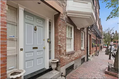 11 West Cedar, Boston, MA 02108 - Photo 1