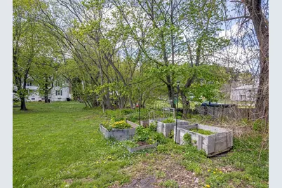 33 Kingsley St, Southbridge, MA 01550 - Photo 37