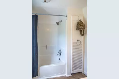 33 Kingsley St, Southbridge, MA 01550 - Photo 17