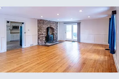 33 Kingsley St, Southbridge, MA 01550 - Photo 19