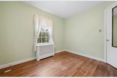 24 Falmouth St, Worcester, MA 01607 - Photo 17