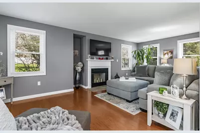15 Beechwood Dr, Haverhill, MA 01832 - Photo 7