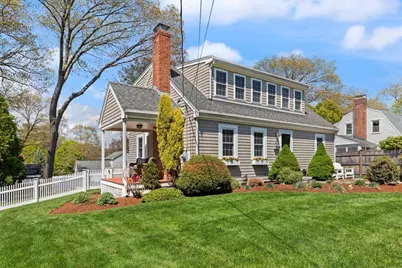 82 Orange Street, Reading, MA 01867 - Photo 3