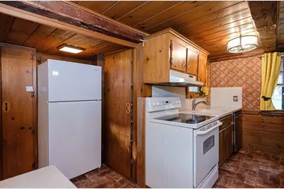 155 Plympton Street, Middleborough, MA 02346 - Photo 7