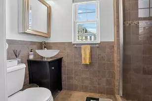 33 Bateswell Rd, Boston, MA 02124 - Photo 21