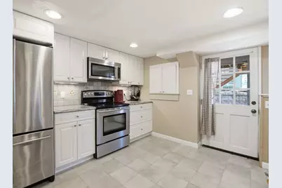646 Lynn Fells Pkwy, Melrose, MA 02176 - Photo 23