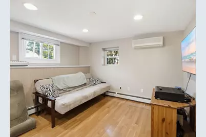 646 Lynn Fells Pkwy, Melrose, MA 02176 - Photo 21