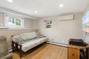 646 Lynn Fells Pkwy, Melrose, MA 02176 - Photo 21