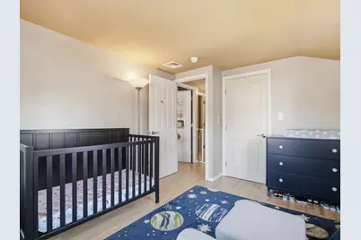 646 Lynn Fells Pkwy, Melrose, MA 02176 - Photo 17