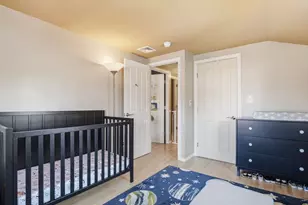 646 Lynn Fells Pkwy, Melrose, MA 02176 - Photo 17