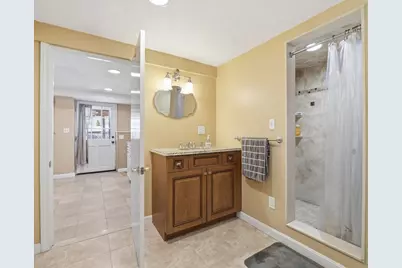 646 Lynn Fells Pkwy, Melrose, MA 02176 - Photo 27