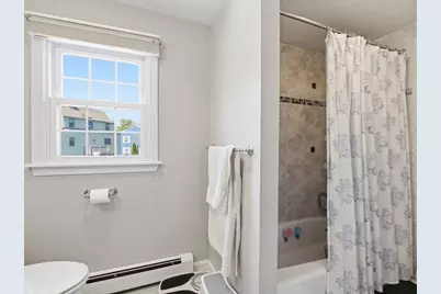 646 Lynn Fells Pkwy, Melrose, MA 02176 - Photo 11