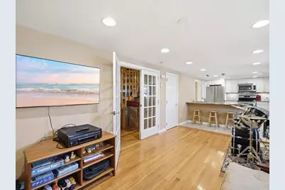 646 Lynn Fells Pkwy, Melrose, MA 02176 - Photo 19