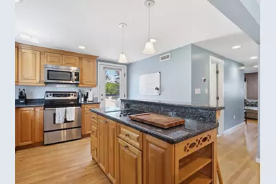 646 Lynn Fells Pkwy, Melrose, MA 02176 - Photo 3