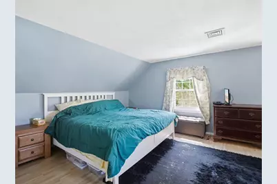 646 Lynn Fells Pkwy, Melrose, MA 02176 - Photo 11
