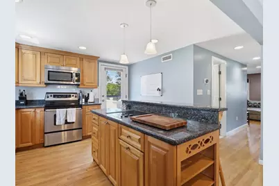 646 Lynn Fells Pkwy, Melrose, MA 02176 - Photo 3