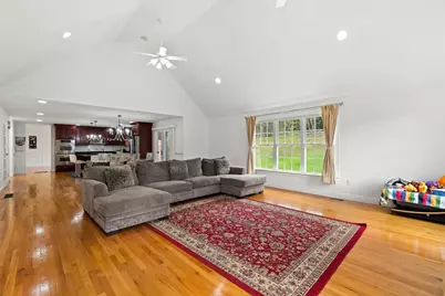 253 Shining Rock Dr, Northbridge, MA 01534 - Photo 7
