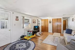 1346 Newport Ave, Attleboro, MA 02703 - Photo 11